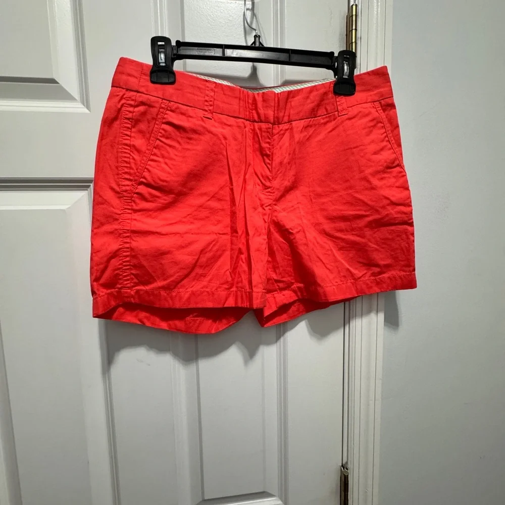 J.crew size 6 chino 100% cotton